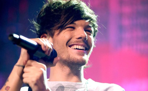 ¿Revela Louis Tomlinson ser gay?