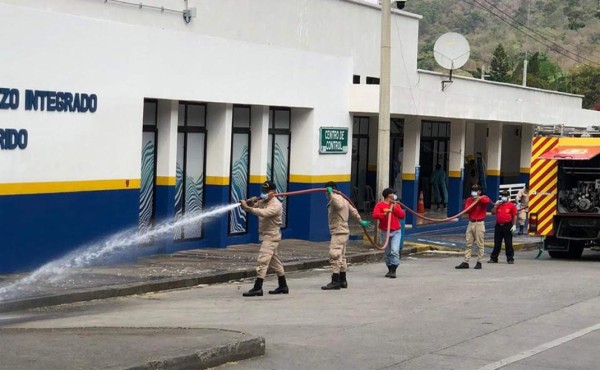 Aduana El Florido reinicia operaciones hoy tras paralización de 48 horas