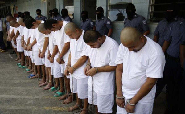 USA aprueba una ley que permite deportar a pandilleros