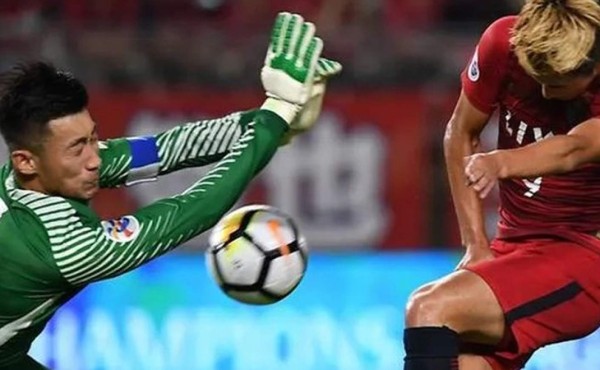 Portero de la selección china es excluido por conducir en estado de ebriedad