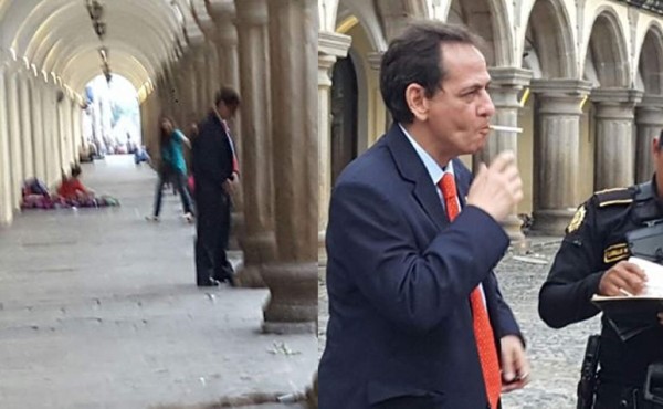 Detienen a funcionario hondureño por orinar en Palacio de Antigua Guatemala