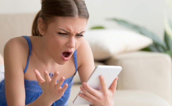 Su 'pareja' tiene esposa y ella se molesta