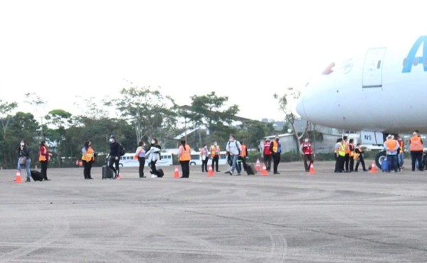 Llega el primer vuelo de Air Europa al aeropuerto de La Ceiba