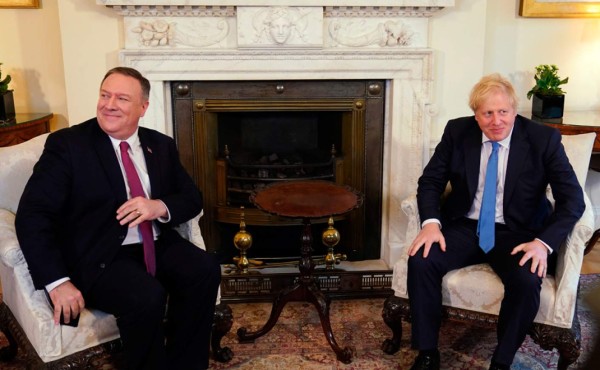 Pompeo subraya los 'enormes beneficios' del Brexit en Londres
