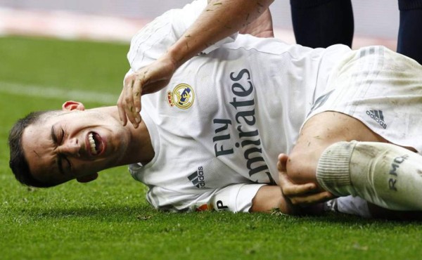 Lucas Vázquez sufre un esguince de rodilla