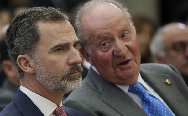 Escándalo real, piden investigar al rey emérito español Juan Carlos por presunto lavado