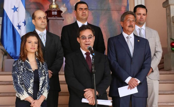 Juramentan Consejo Nacional de Turismo