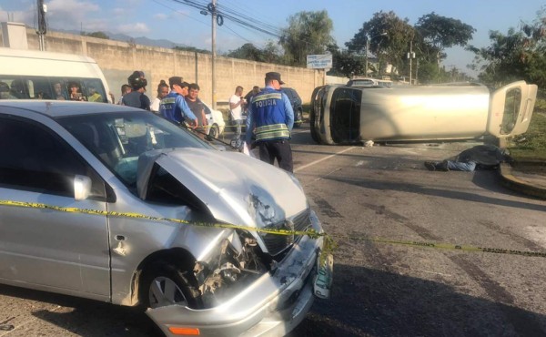 Un muerto y tres heridos deja accidente de tránsito en San Pedro Sula