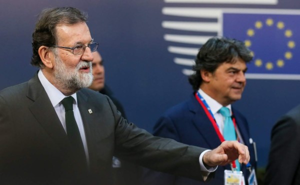 Gobierno español garantiza la legalidad en Cataluña con perspectiva de unos comicios