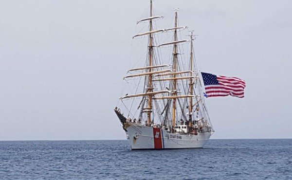 Buque de EEUU estará abierto al público en Roatán