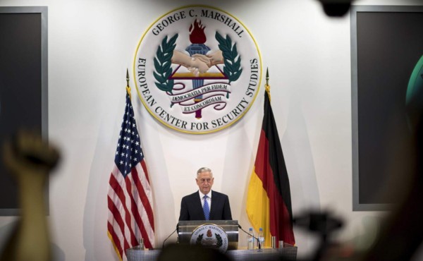 Mattis ratifica en Alemania la fortaleza de la alianza transatlántica