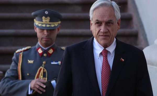 Presidente de Chile cambia a ocho ministros, incluidos Interior y Hacienda