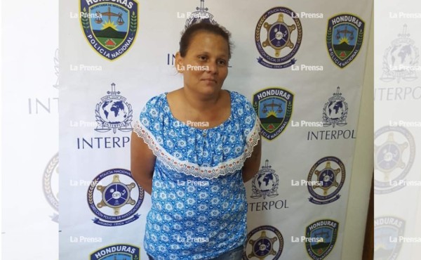 Deportan de México a fémina acusada de supuesto asesinato  