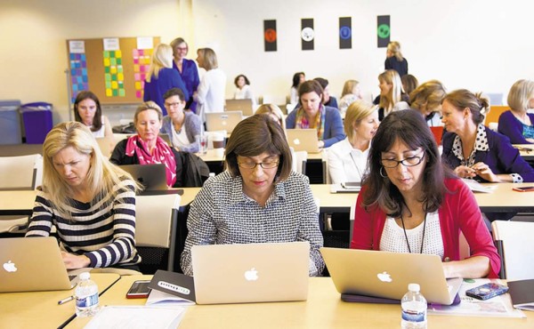 Las tecnológicas acuden a las mujeres para cubrir la escasez de talentos