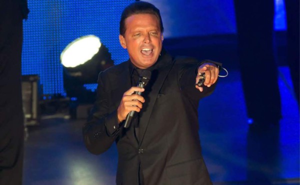 Luis Miguel llega a acuerdo con exagente que lo demandó