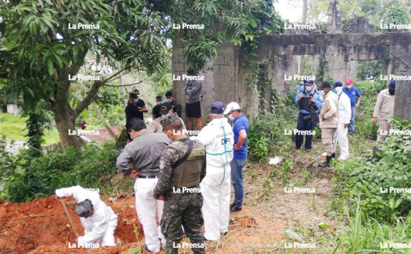 Encuentran dos cuerpos enterrados en cementerio clandestino de La Ceiba