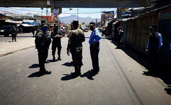 Desalojan a vendedores del mercado Zonal Belén de Tegucigalpa