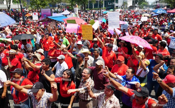 Trabajadores dicen no a la privatización de la educación y la salud en Honduras