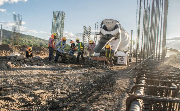 Nuevo proyecto minero atrae mano de obra nacional y extranjera a Tocoa