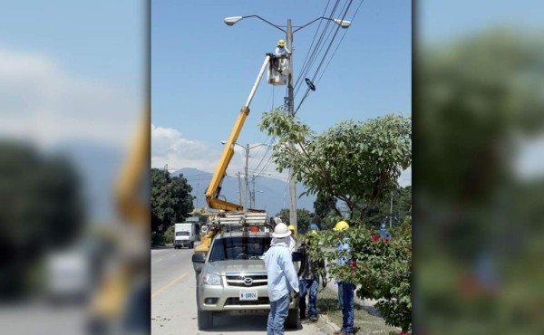 Por robo de cable Enee invierte L350,000 en bulevar