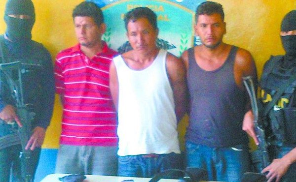Capturan a tres supuestos miembros de la banda 'Los Zorros' en Valle