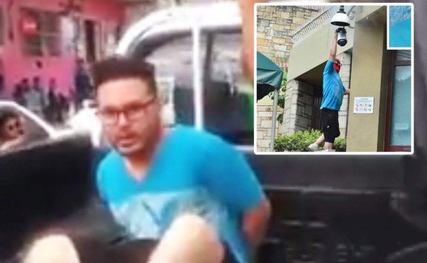 Momento en el que capturaban a sospechoso de quemar embajada