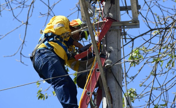 Tercera parte de los morosos de la Enee están en San Pedro Sula