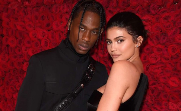 Kylie Jenner aviva rumores de una reconciliación con Travis Scott