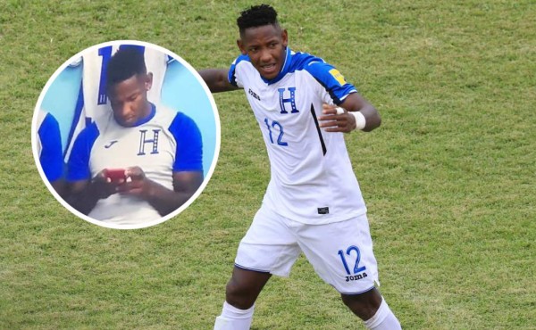 Así reaccionó de Romell Quioto tras las críticas por usar celular antes de enfrentar a Jamaica