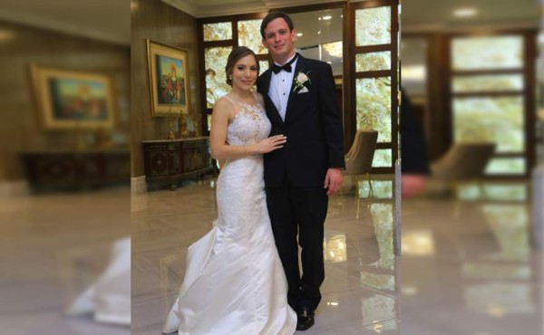 Bello noviazgo termina en el altar