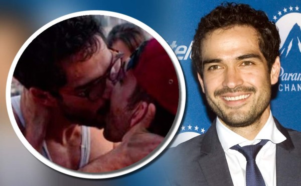 ¡El beso gay de Poncho Herrera!