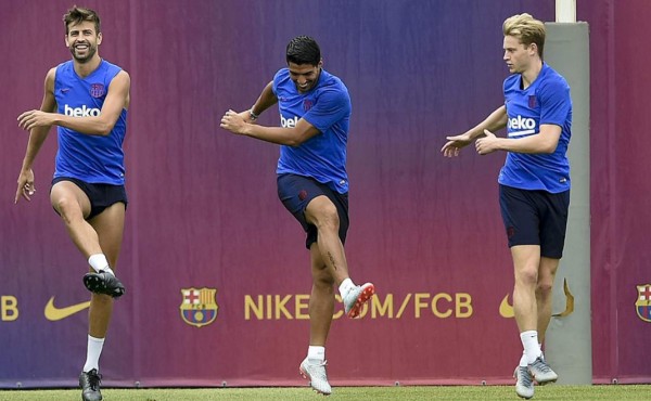 Luis Suárez ya entrena con el plantel del Barcelona