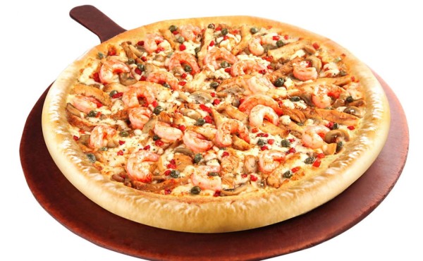 Recibe el verano con el nuevo sabor caribeño de Pizza Hut
