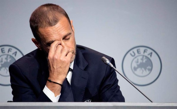 UEFA aplaza la Eurocopa femenina a 2022