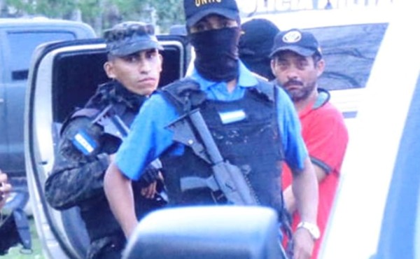 Detienen a supuesto capo junto con otras cuatro personas en SPS