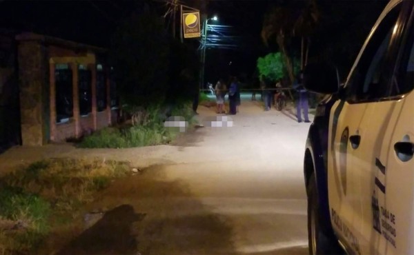 Sujetos en moto y con armas en mano matan a dos hombres en La Lima