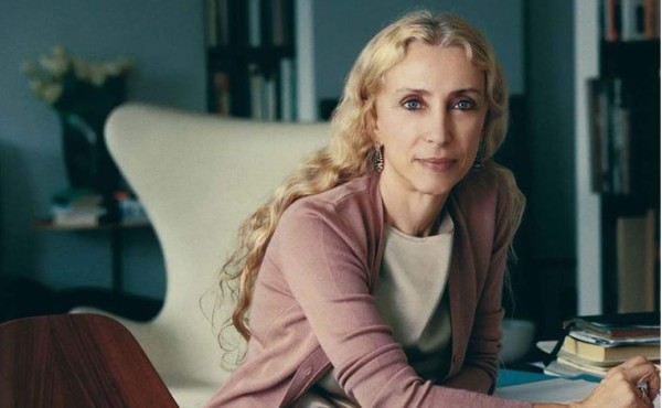 Muere la mítica directora de Vogue Italia