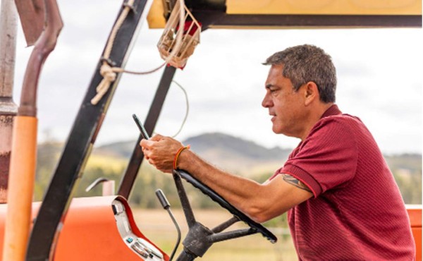 Cansado de estar solo y está en busca de compañía