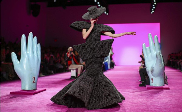 Christian Siriano brilla en la apertura de la 'Fashion Week'