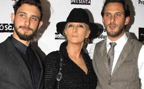 Emiliano Zurita, hijo menor de Christian Bach, rompe el silencio sobre la muerte de su mamá