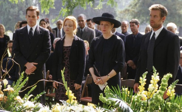 'Six Feet Under' cumple 15 años