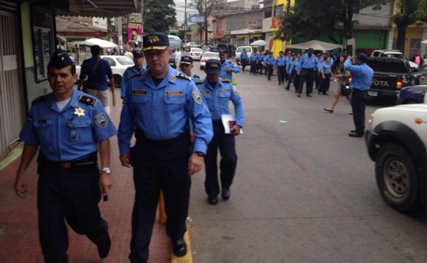 Honduras: 50 policías comunitarios patrullan en el Hato de Enmedio&nbsp;&nbsp;