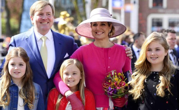 Rey de Holanda y sus hijas están en Argentina