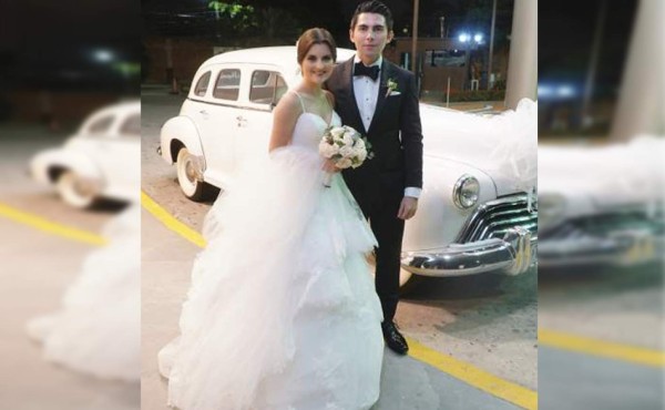 Brindis por el bello amor de Sonia y José