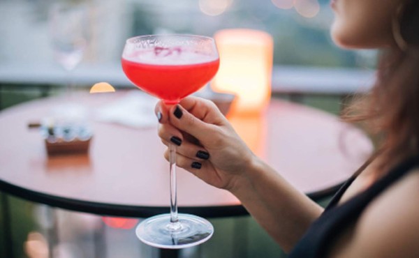 De novia 'virgen” pasó a ser una 'prepago'