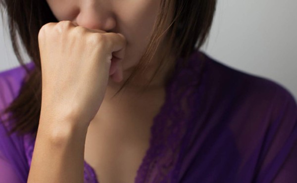 Quiere morirse porque su ex sale con su vecina