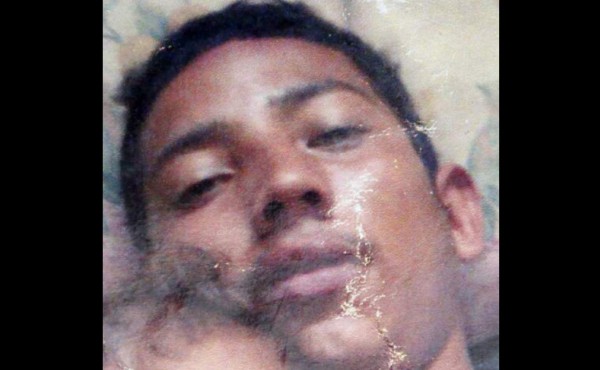 Denuncian desaparición de joven de la colonia Callejas