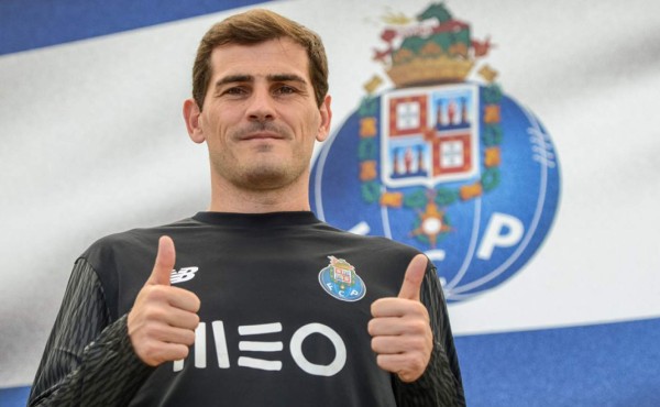 Iker Casillas hace aclaración sobre su futuro futbolístico