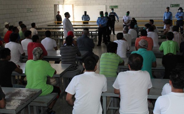 Supervisan condición de reos en la cárcel de Siria, Francisco Morazán