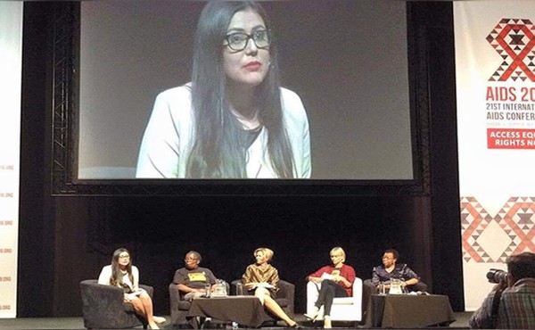 Keren Dunaway comparte con Charlize Theron en conferencia de VIH&nbsp;&nbsp;